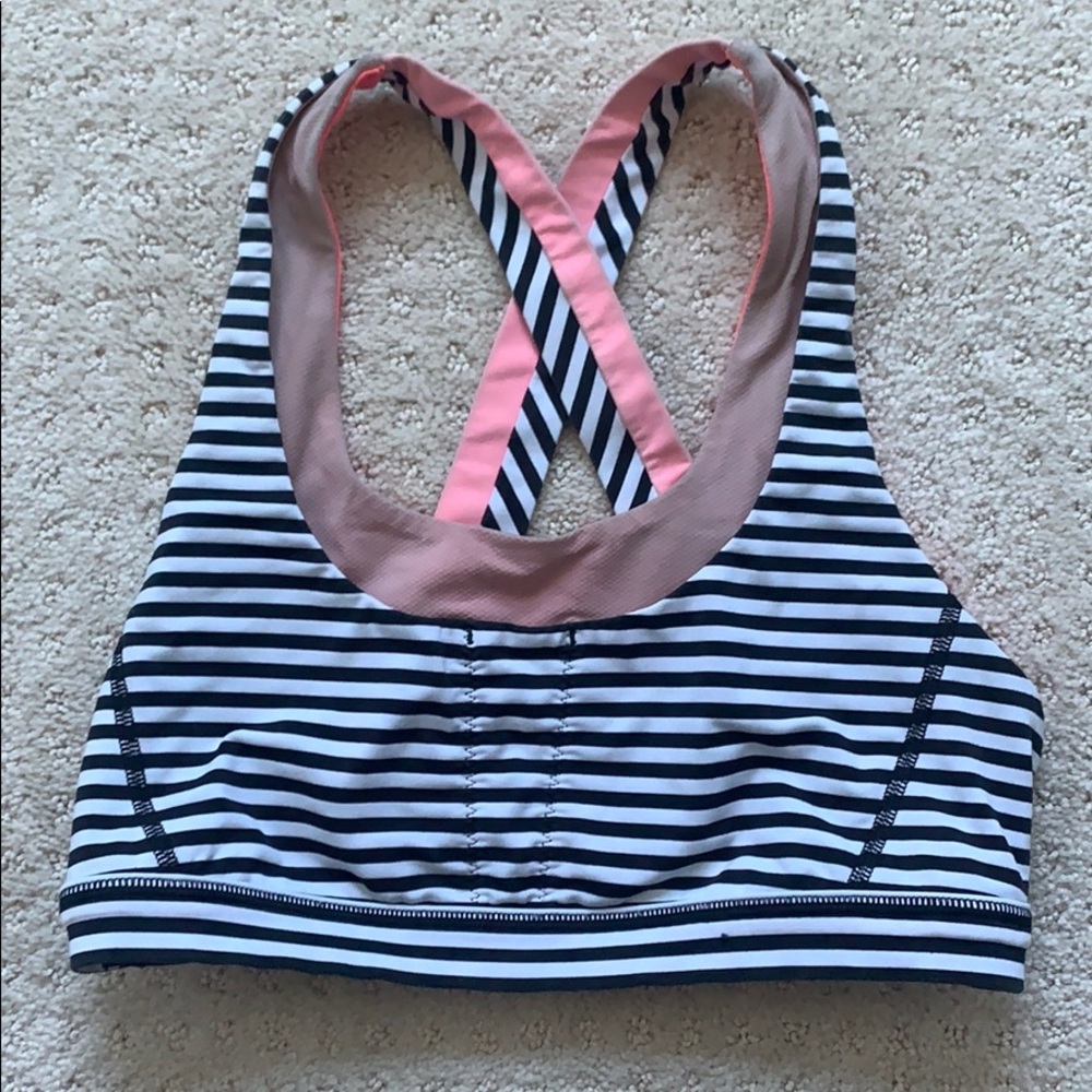 Lululemon Sports bra